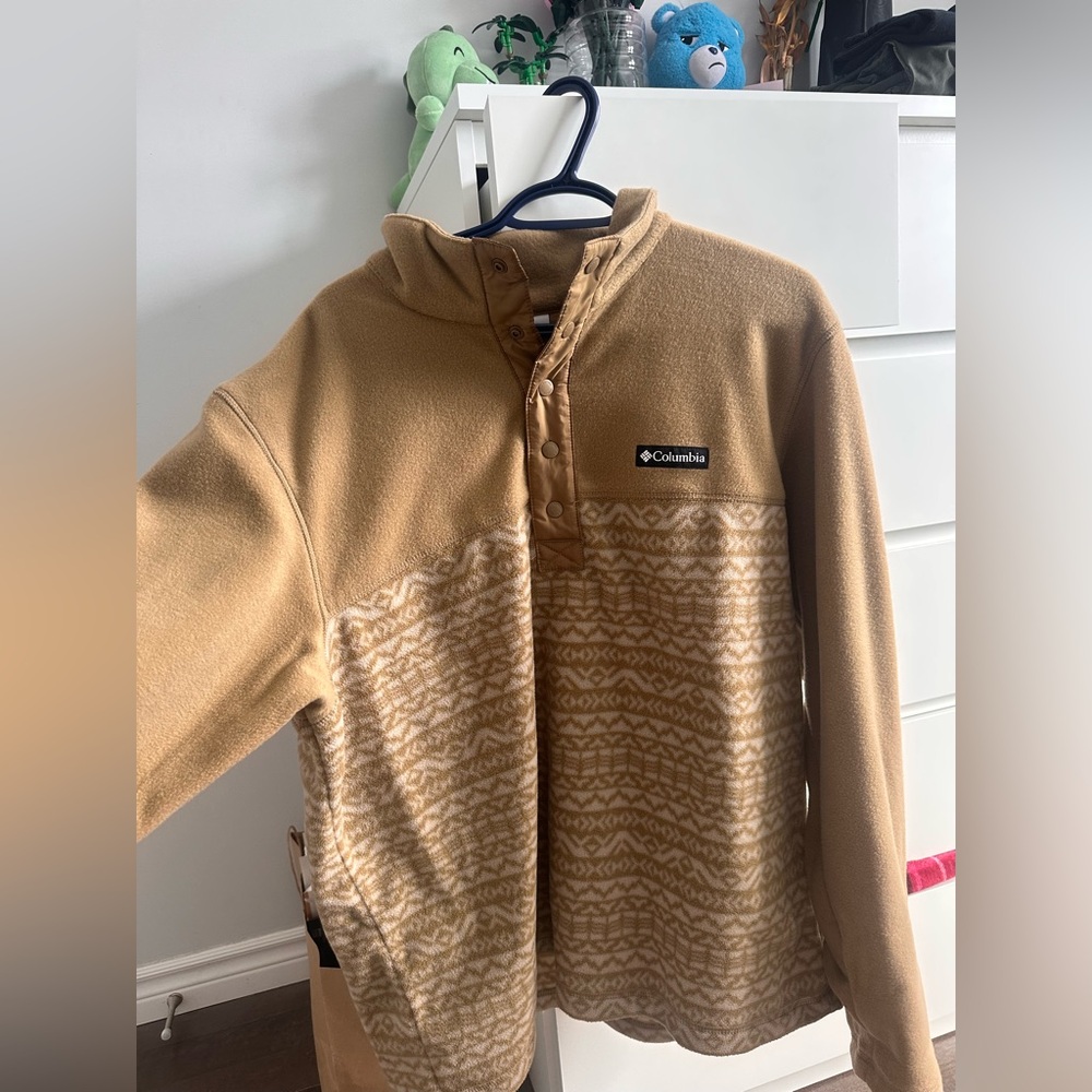 Columbia Men's Beige Patterned Zip-Up Sweater